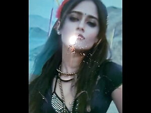 Ileana ghand maha rani lanja cum tribute spit
