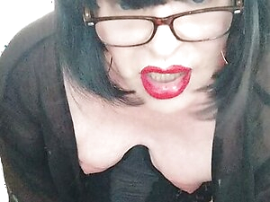 Trans wanking and cumming