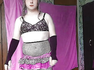 HOT COLLEGE GIRLY CHEERLEADER SISSY MAKES AN AMAZING SEXY PERFORMANCE FOR YOU MY LOVELIES AND HOPE YOU LIKE ME TRYING TO DESERVE
