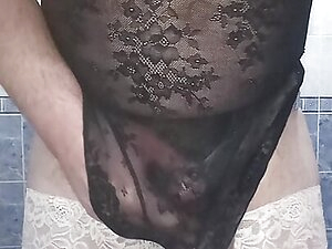 Crossdresser cum