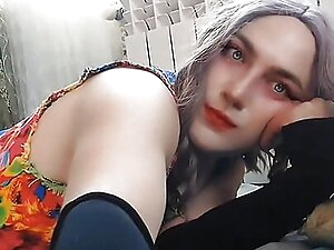 Hey guys, i am a crossdresser with you again on my new video. I am uploading one or two videos everyday and also i am improving skills, performance and clothing for to deserve your attention and love you can always support me with dresses what you want me