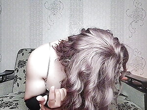 Hey guys, i am a crossdresser with you again on my new video. I am uploading one or two videos everyday and also i am improving skills, performance and clothing for to deserve your attention and love you can always support me with dresses what you want me