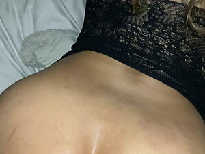 Aussie dude fucking sissy ass raw