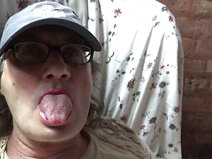 Mature ladyboy Sveta. 2021-07-22