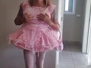 Sissy Mayya with her Dildo