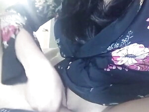 asian ladyboy play her cock & cum