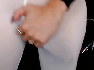 Shemale Bulge 209
