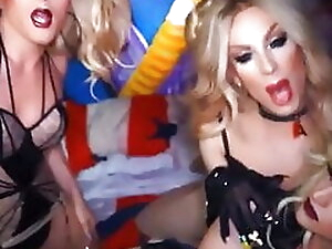 Hot videoclip con drag queen