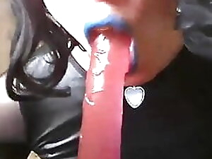 Sissy soska suck pink dildo