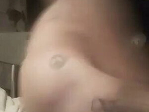 Bianca Monroe plays in her ass and creams toy