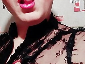 Sexy Crossdresser Sonyastar Smokes