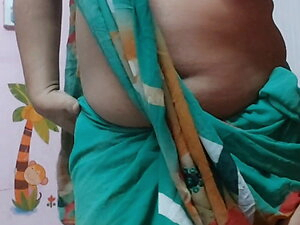 Indian desi crossdresser shelame saree